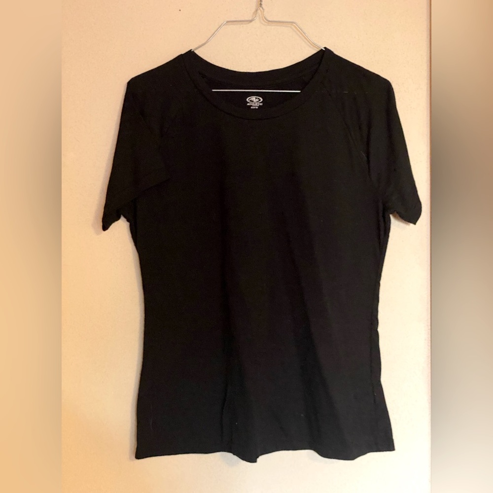 Athletic Works M (8-10) Black Shirt